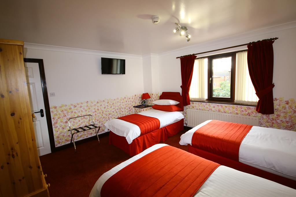 Eagles Guest House Линкольн Экстерьер фото